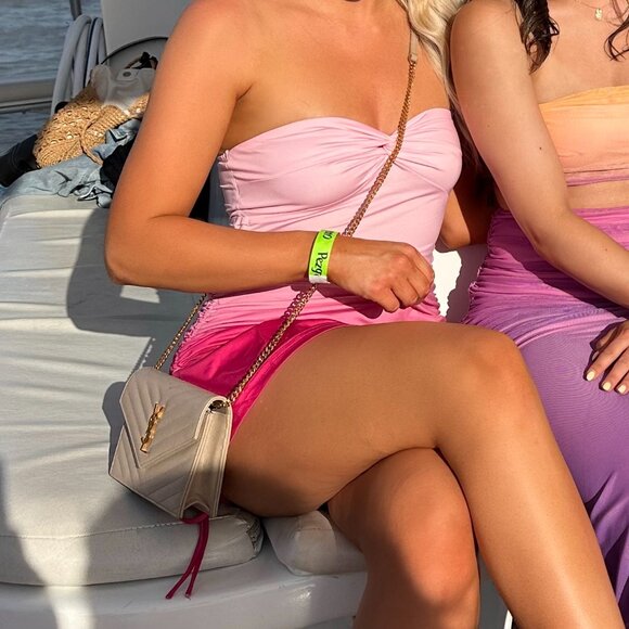 🌺 White Fox Boutique Eyes On The Prize Strapless Mini Dress Pink Ombre - Picture 6 of 10